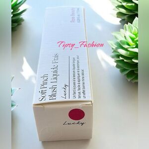 RARE BEAUTY Soft Pinch Liquid Blush – Shade: LUCKY (0.25 fl oz / 7.5ml)